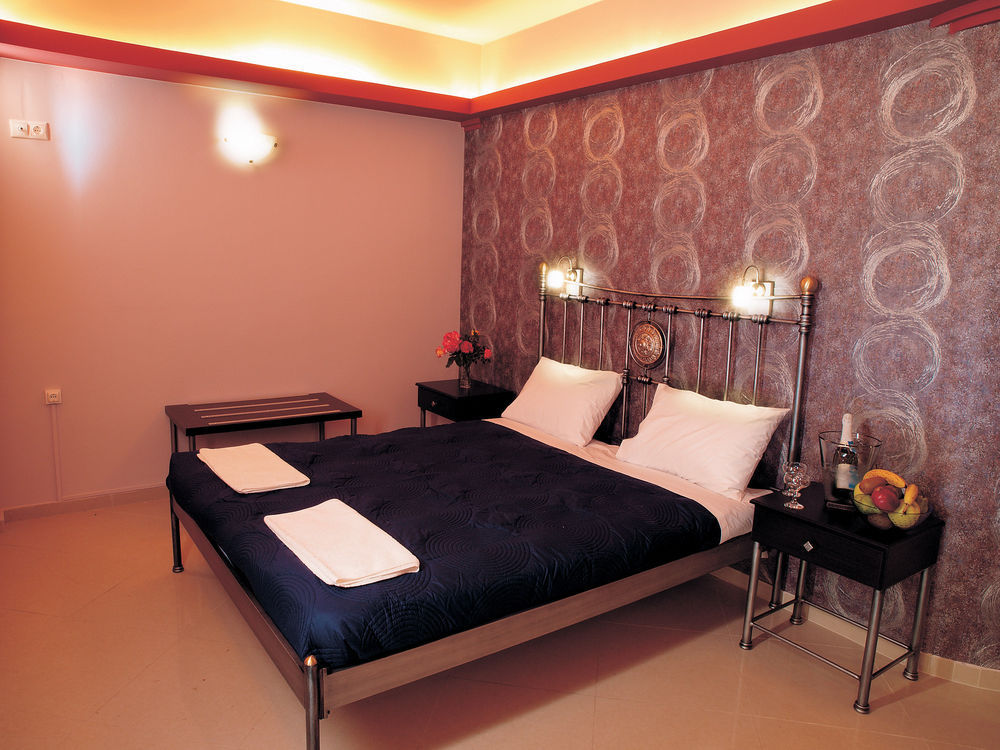 Niriides Beach Hotel Ретимно Стая снимка